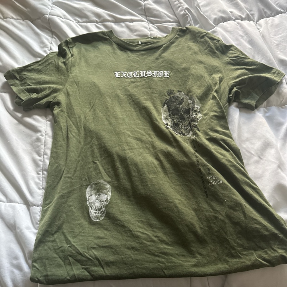 Exclusive Olive Green Graphic T-Shirt